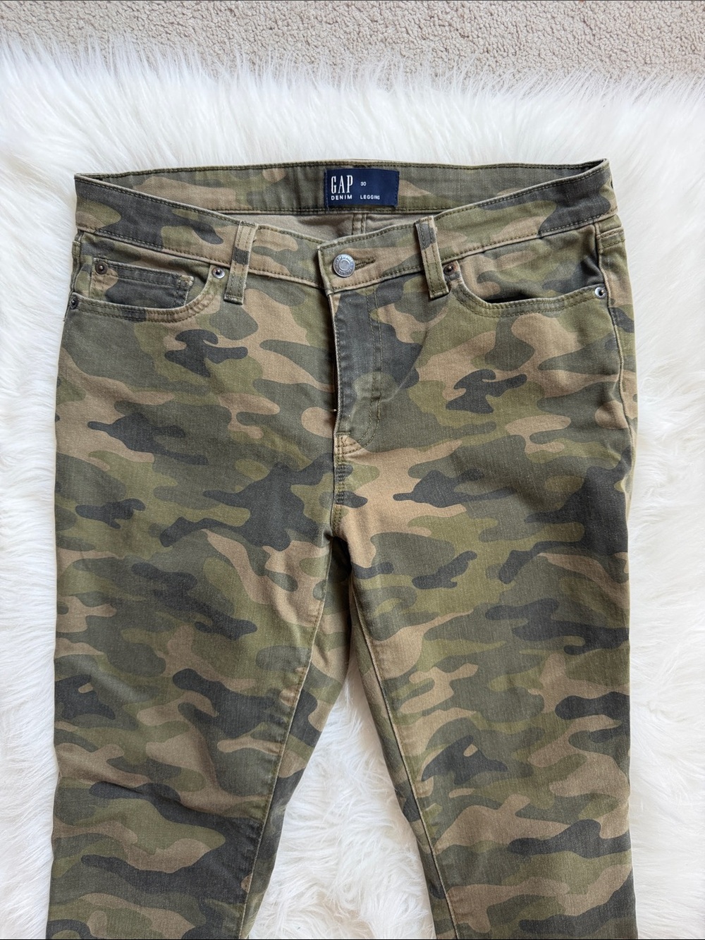 GAP Slim Camo Jeans, 10